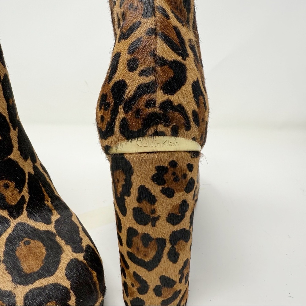 Calvin Klein women’s Martha Brown and Black  leopard ankle Heeled Boots size 9 - Picture 6 of 15